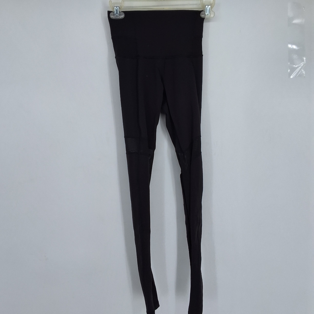 Lululemon Sz 2 Mesh Cut Out Black Leggings